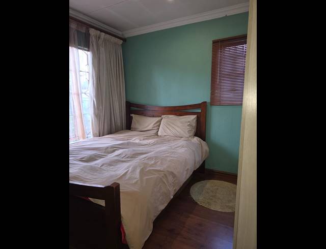 3 BEDROOM HOUSE FOR SALE IN MAHUBE VALLEY